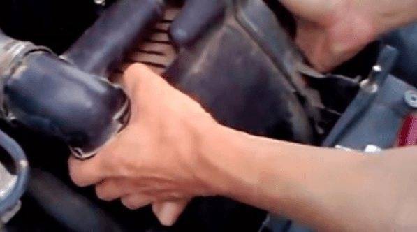 Аккумулятор на peugeot 308 – как снять и заменить своими руками пошаговая инструкция
