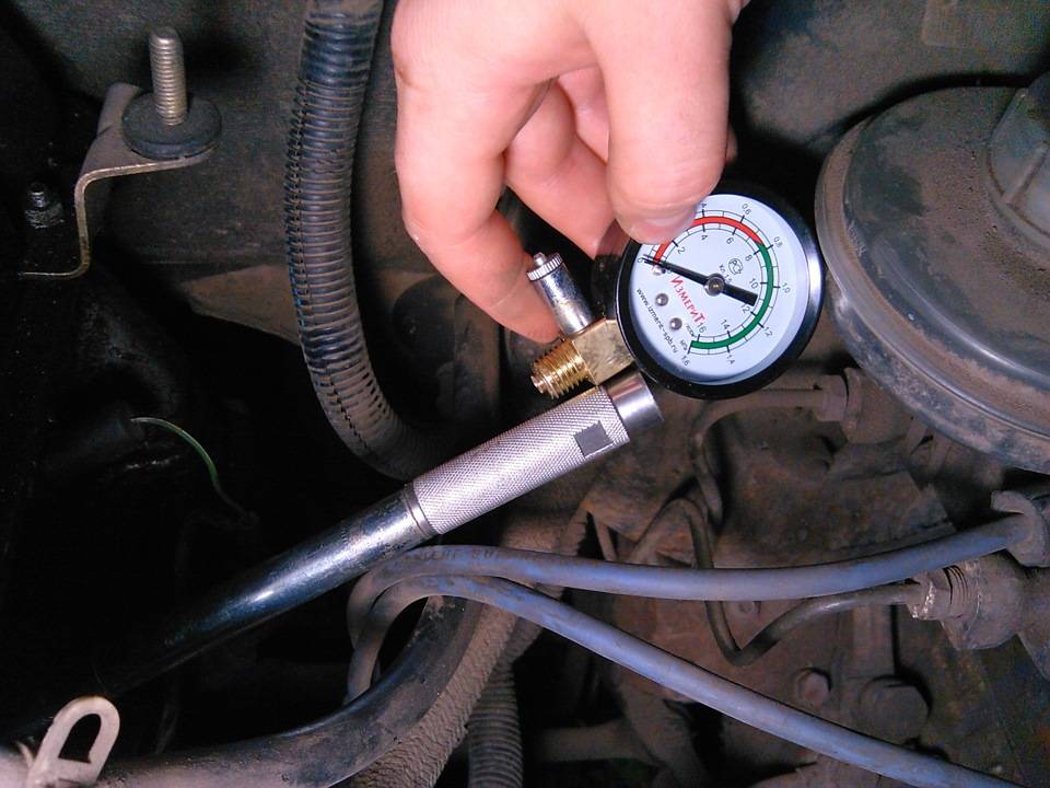 Повышенная компрессия в двигателе: причины