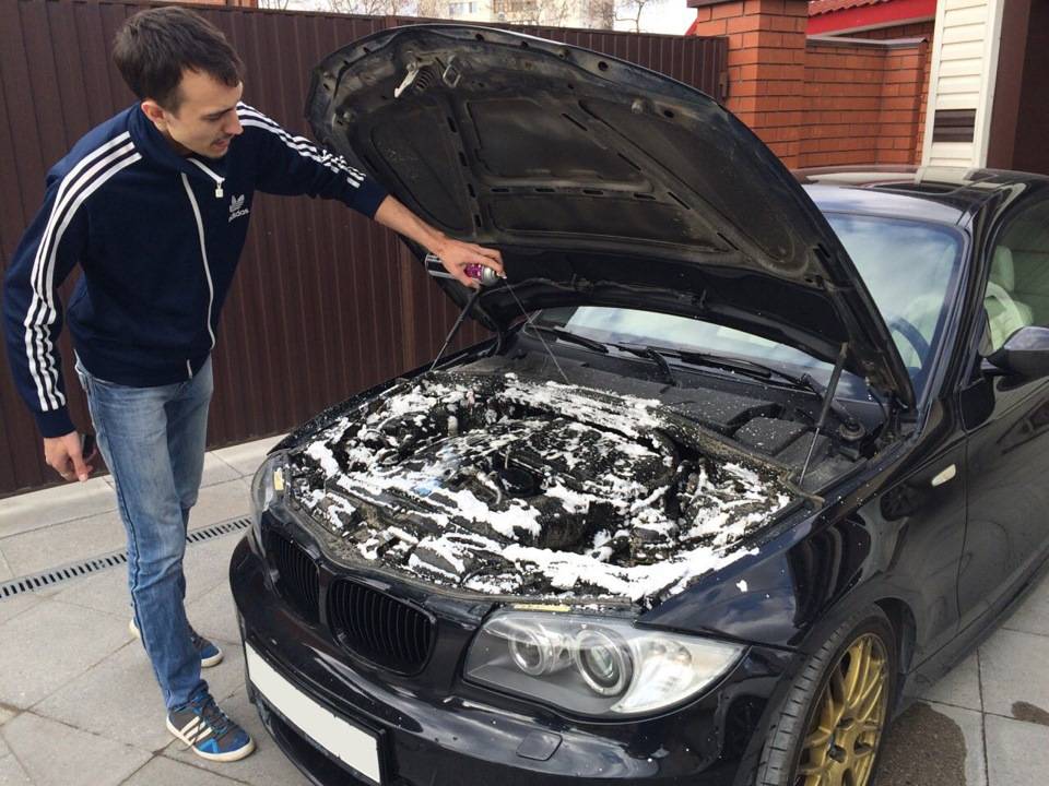 Как и чем мыть двигатель автомобиля: инструкция с фото и видео