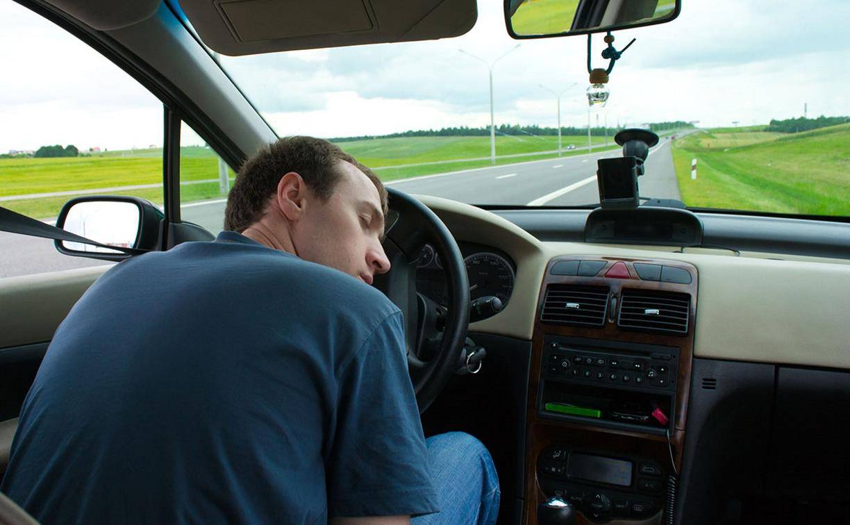 Способы, помогающие бороться со сном водителю в долгом рейсе