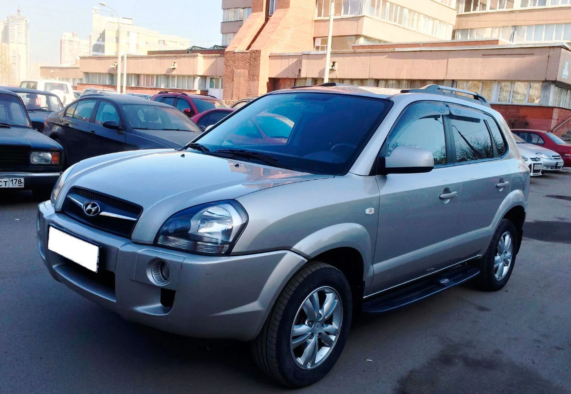 Tucson москва. Хендай Туссан 2002. Hyundai Tucson 2011. Машина Хендай Туксон 2011. Хендай Туксон 1 поколения.