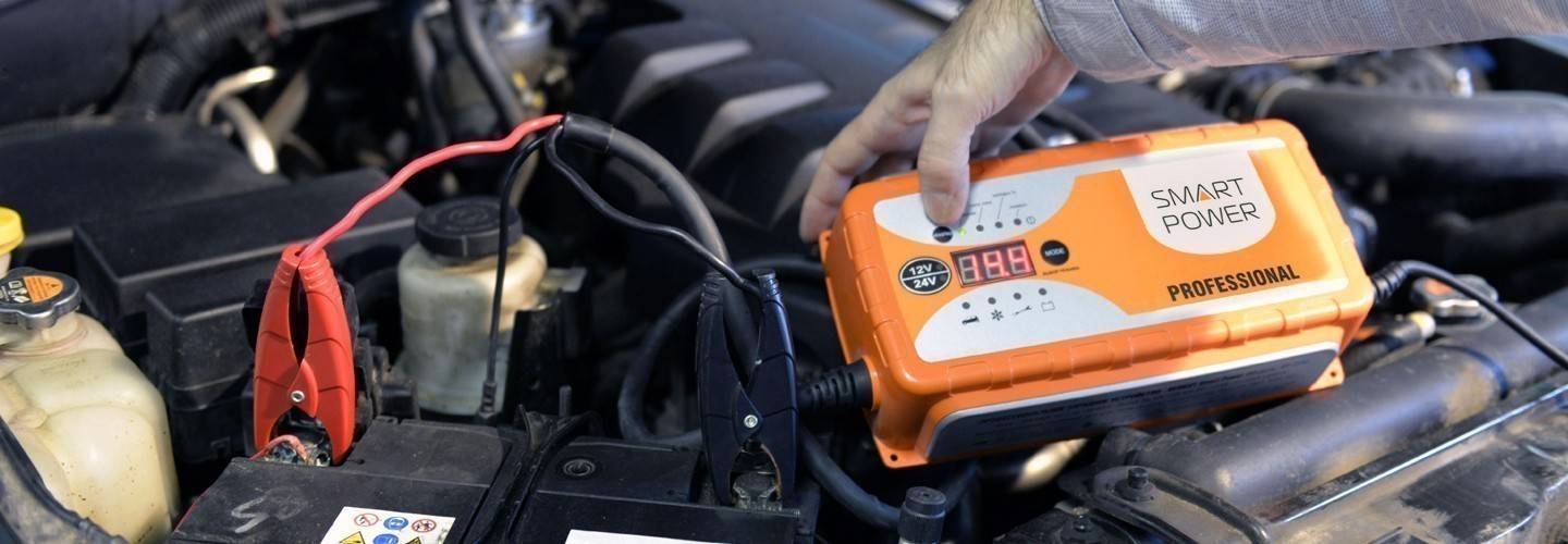 Что нужно знать о правильной зарядке автомобильного аккумулятора