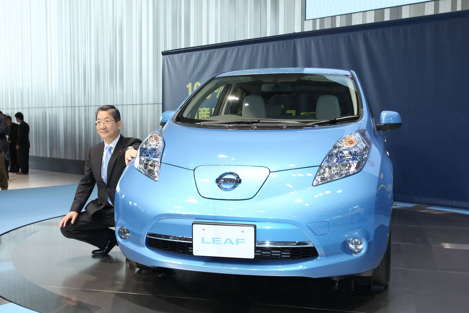 Электромобиль nissan leaf – особенности и использованиеавтомобили на альтернативном топливе