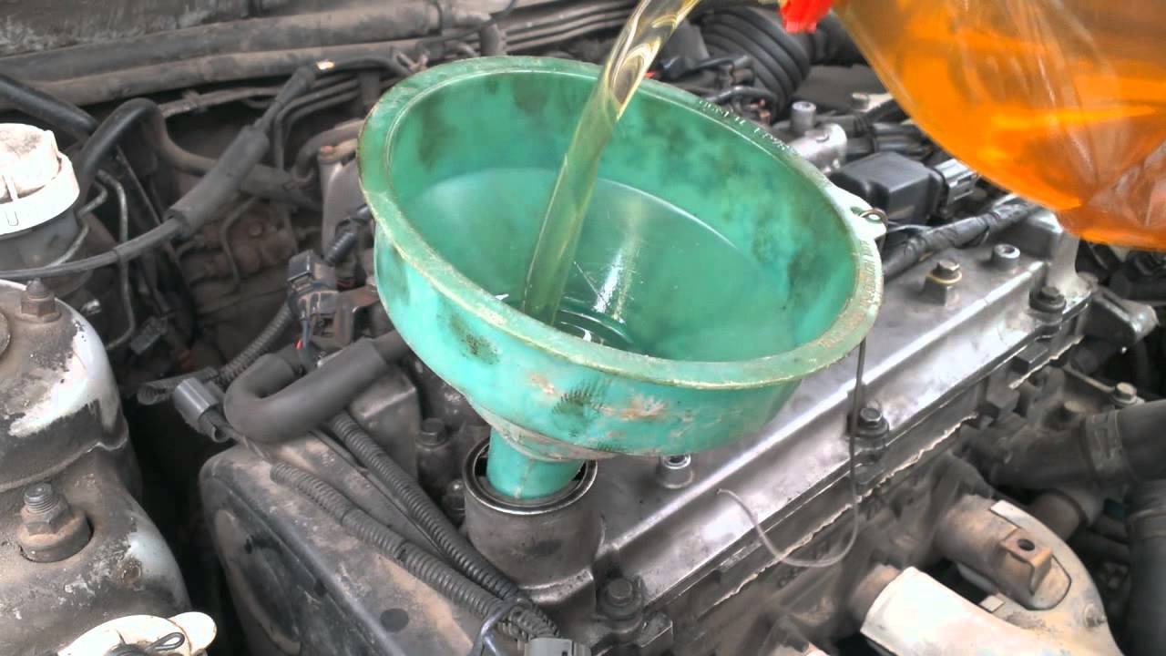 Промывать ли двигатель при замене масла?