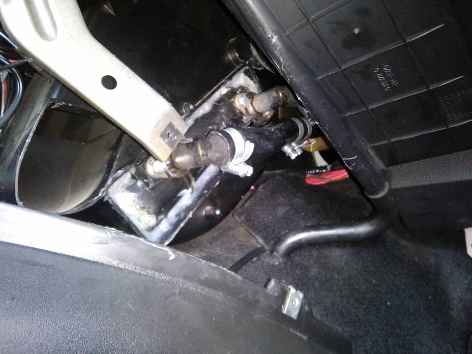 Chevrolet niva travel edition › бортжурнал › замена радиатора отопителя на шниве с кондиционером, без снятия панели