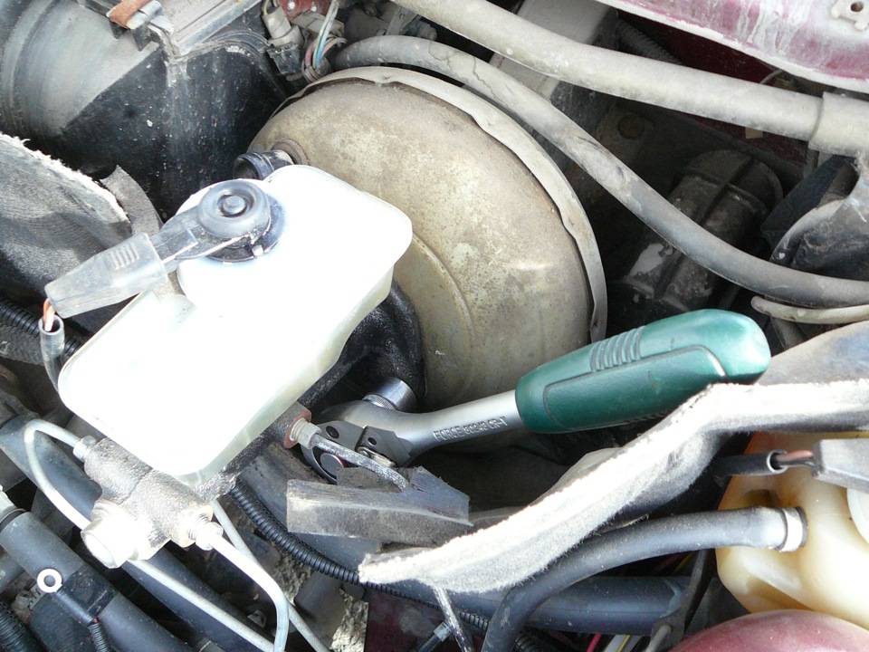 Замена вакуумного усилителя тормозов ваз-2112 16 клапанов — автомобильный портал