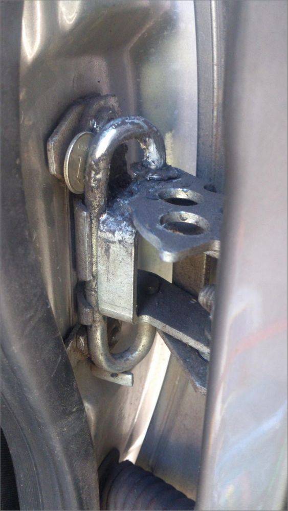 Не открывается водительская дверь на шевроле нива: ремонт - за рулем