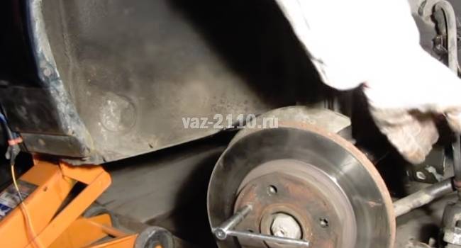 Как заменить тормозные диски на ваз 2110