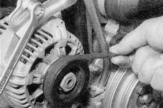 Renault symbol | замена ремня привода генератора | рено симбол