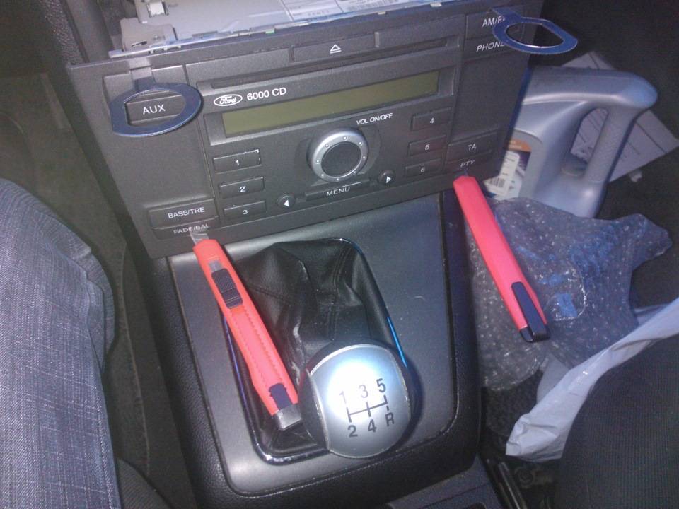 Как снять штатную магнитолу на форд фьюжн: 6000 cd, без ключей, инструкция