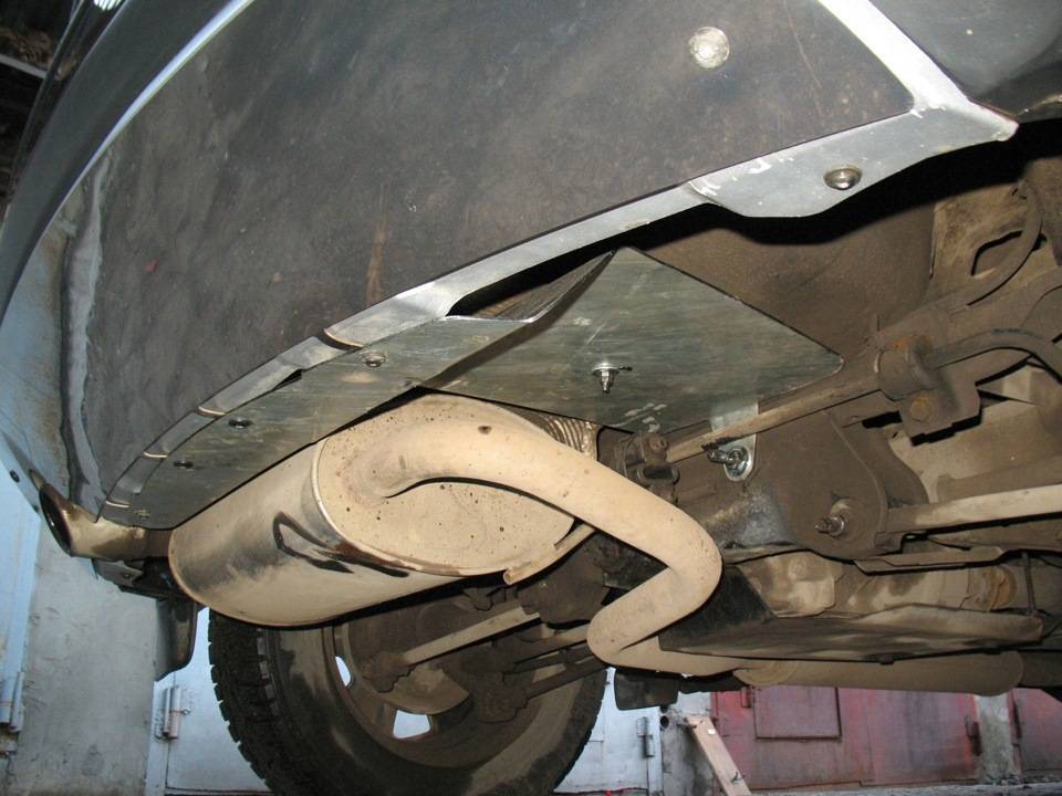 Замена колес на рено дастер: куда ставить домкрат