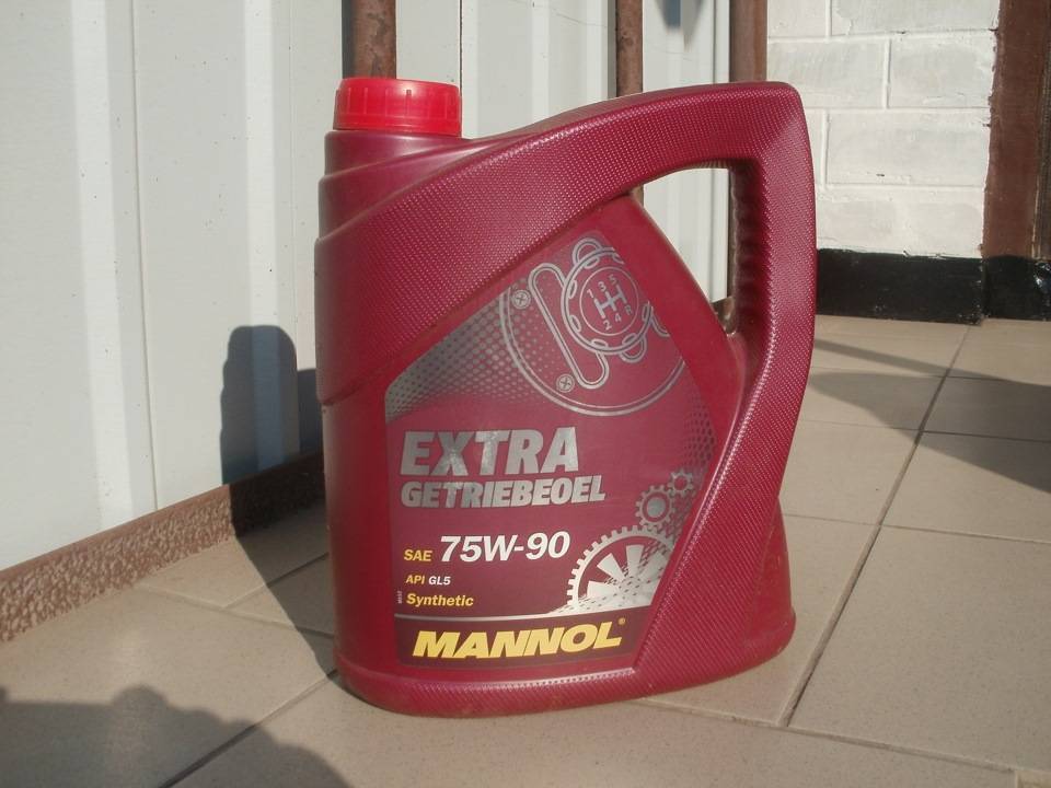 Масло приора 16. Mannol Extra 75w90 gl 5 Getriebeoel. Mannol Extra Getriebeoel 75w-90. Масло 75w 90 в коробку передач Приора. Масло в коробку передач Лада Приора Лада 75w90.