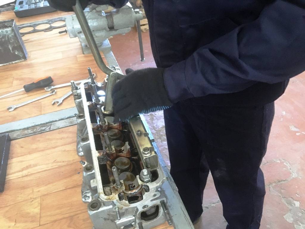 Особенности ремонта двигателей уаз 417 своими руками