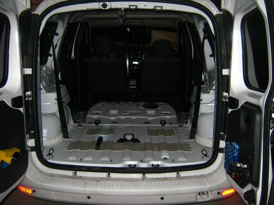 Тюнинг фургона лада ларгус настила в багажное отделение