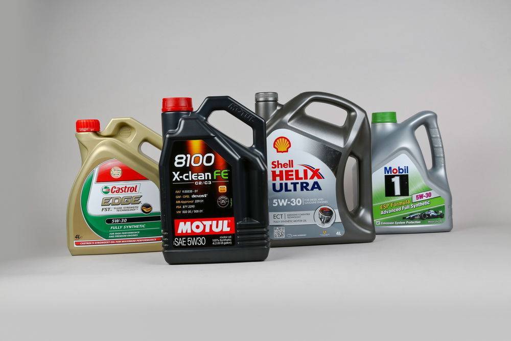 Как правильно подобрать нужное моторное масло для автомобиля?