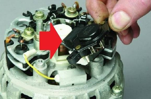 Почему генератор на ВАЗ-2114 не даёт зарядку и нужного напряжения: основные причины