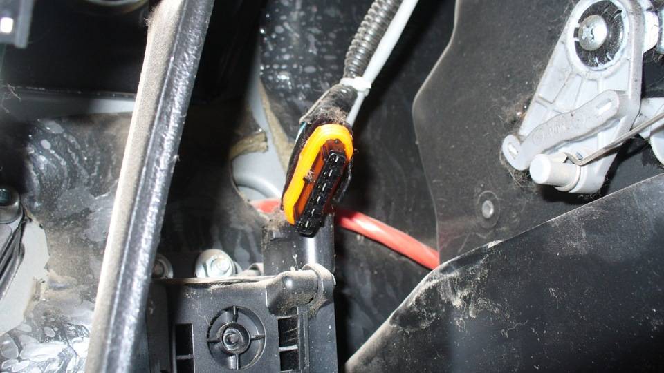 Электронная педаль газа - дроссельная заслонка под контролем