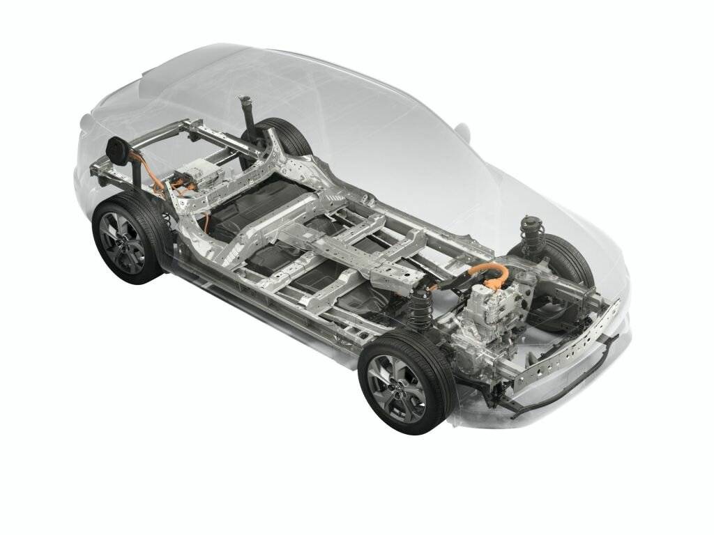 Электрическая mazda mx-30 представлена на автосалоне в токиоавтомобили на альтернативном топливе