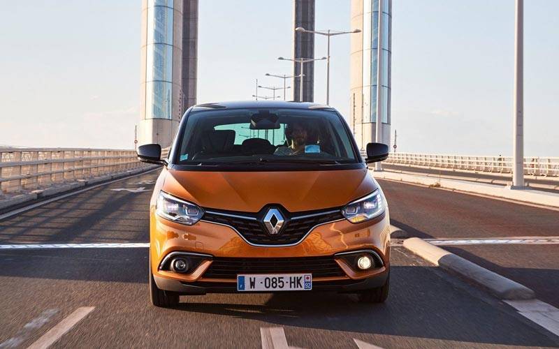 Renault megane scenic : первый компактвэн