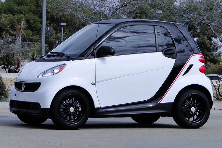 Каршеринг автомобилей smart: список операторов, тарифов + о самой машине
