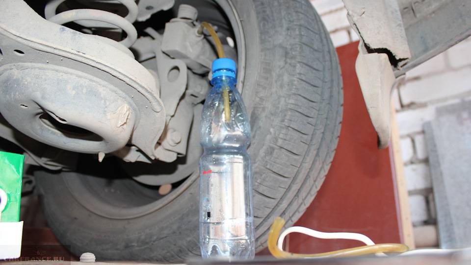 Замена тормозной жидкости форд фокус 3