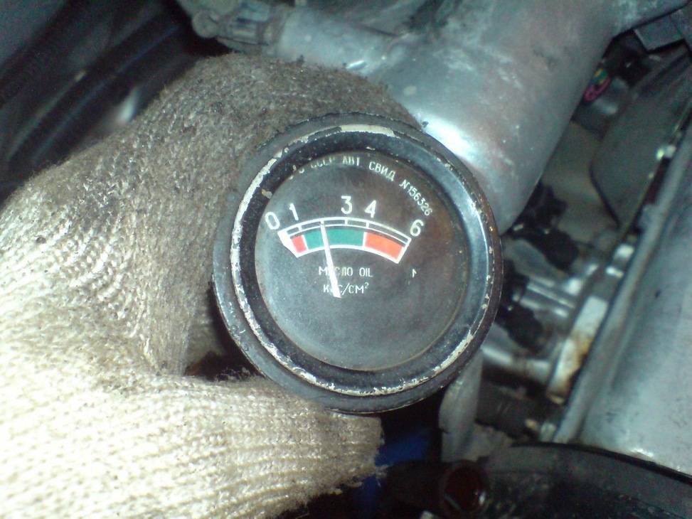 Почему горит сигнализатор давления масла на прогретом двигателе ваз-2112