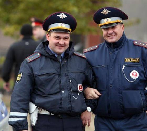 Пожаловаться на инспектора гибдд | 152-zakon.ru